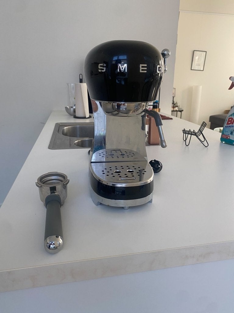 SMEG espressomachine, Electroménager, Machine à espresso, Réservoir d'eau amovible, Comme neuf, Enlèvement