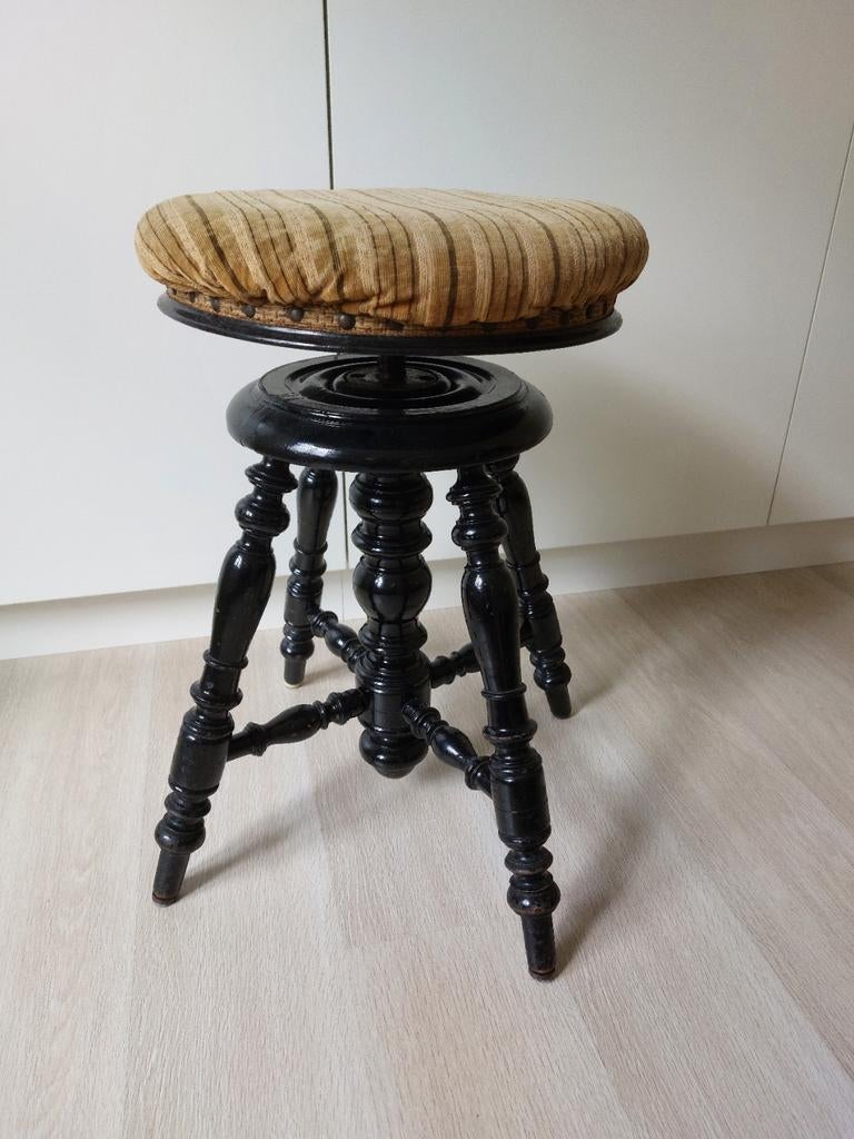 Fauteuil de piano vintage, Enlèvement