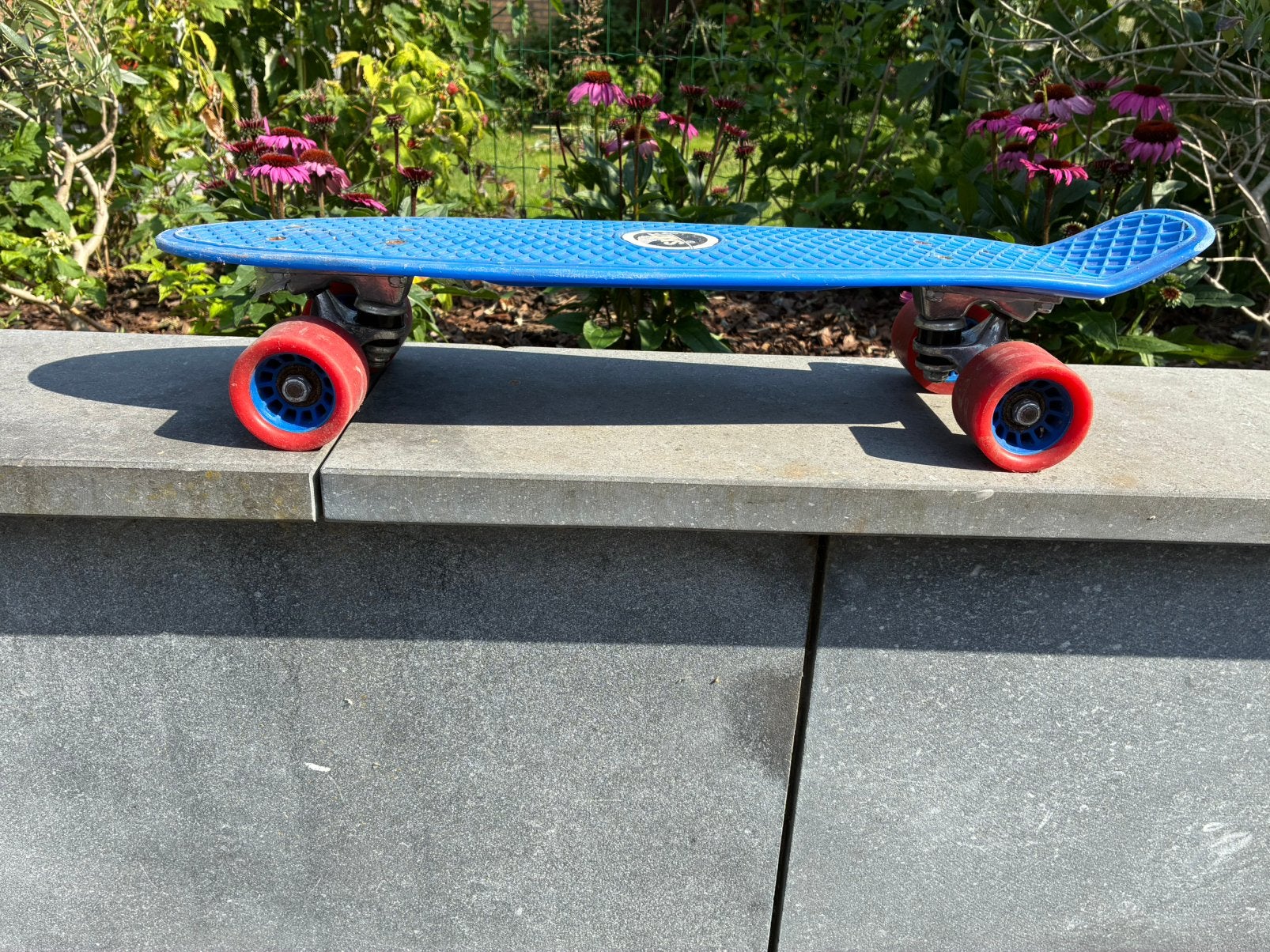 Skateboard rétro peu utilisé, Enlèvement ou Envoi, Comme neuf, Skateboard