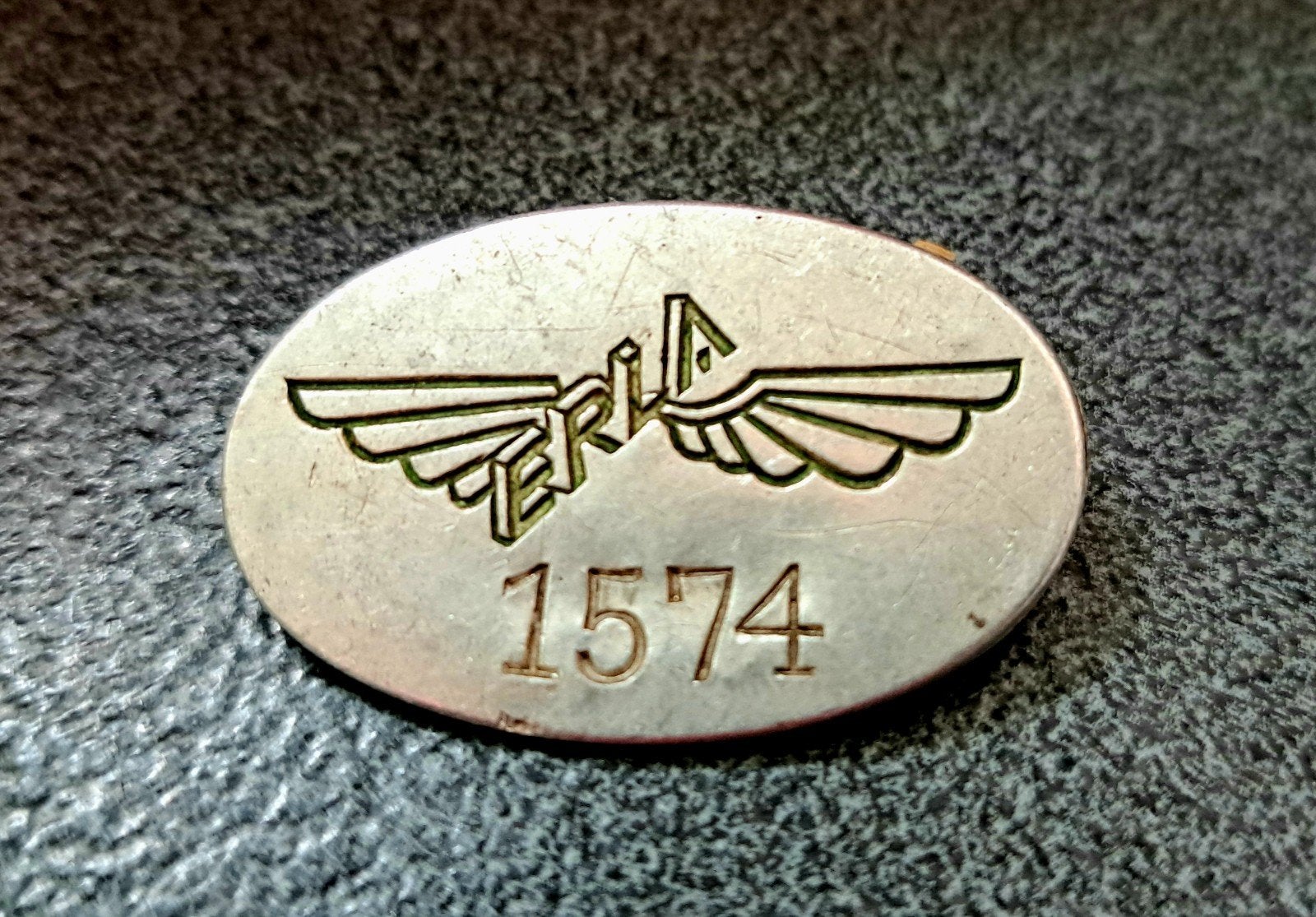Badge allemand de travailleur usine Messerschmitt BF 109, Enlèvement ou Envoi