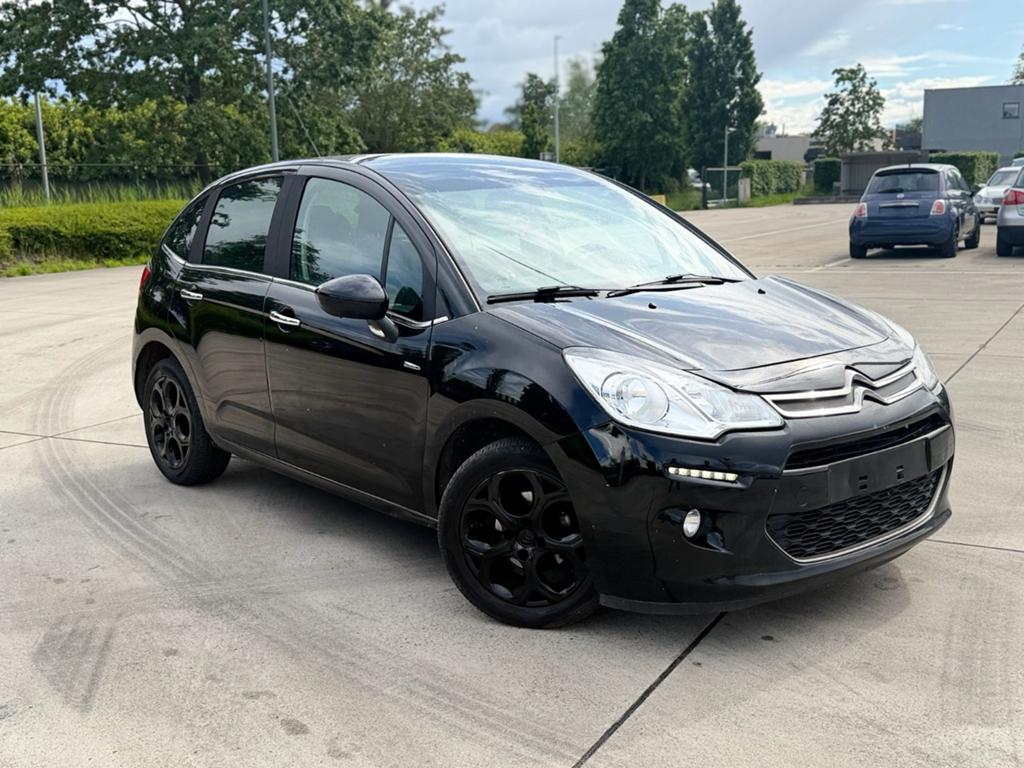 Citroën c3 2015 1.2i 156000 km euro 6b in perfecte staat, Autos, Citroën, Achat, Euro 6, Noir, 5 portes