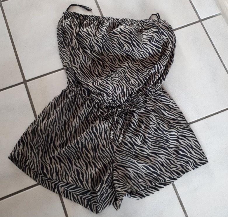 Korte Jumpsuit - Strapless - zwart/beige print - maat 42, Kleding | Dames, Jumpsuits, Verzenden, Zeeman, Zwart, Maat 42/44 (L)