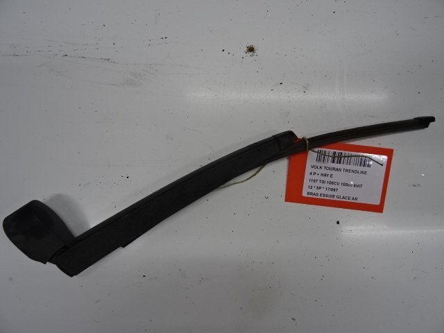 RUITENWISSERARM ACHTER Volkswagen Touran (1T1 / T2), Gebruikt, Volkswagen, Mevr. I. Hauben, Rue de l'Espoir 34 34
4030  GRIVEGNÉE, BE