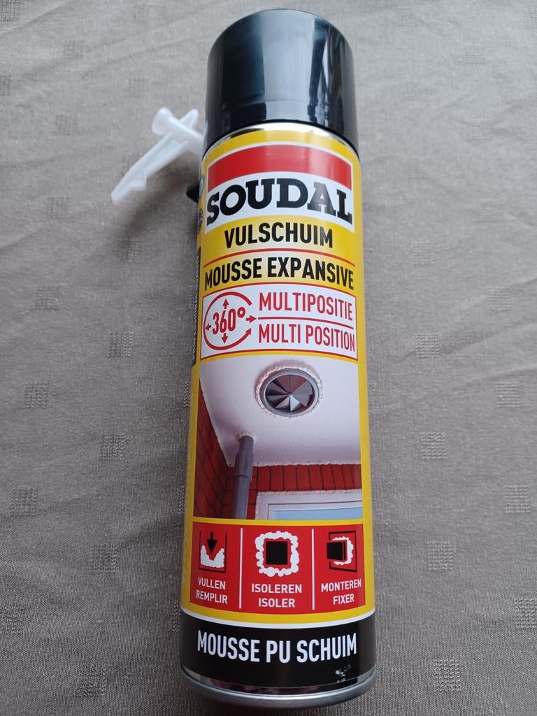 Vulschuim/pu schuim Soudal, Doe-het-zelf en Bouw, Isolatie en Afdichting, Ophalen, Nieuw, Overige materialen