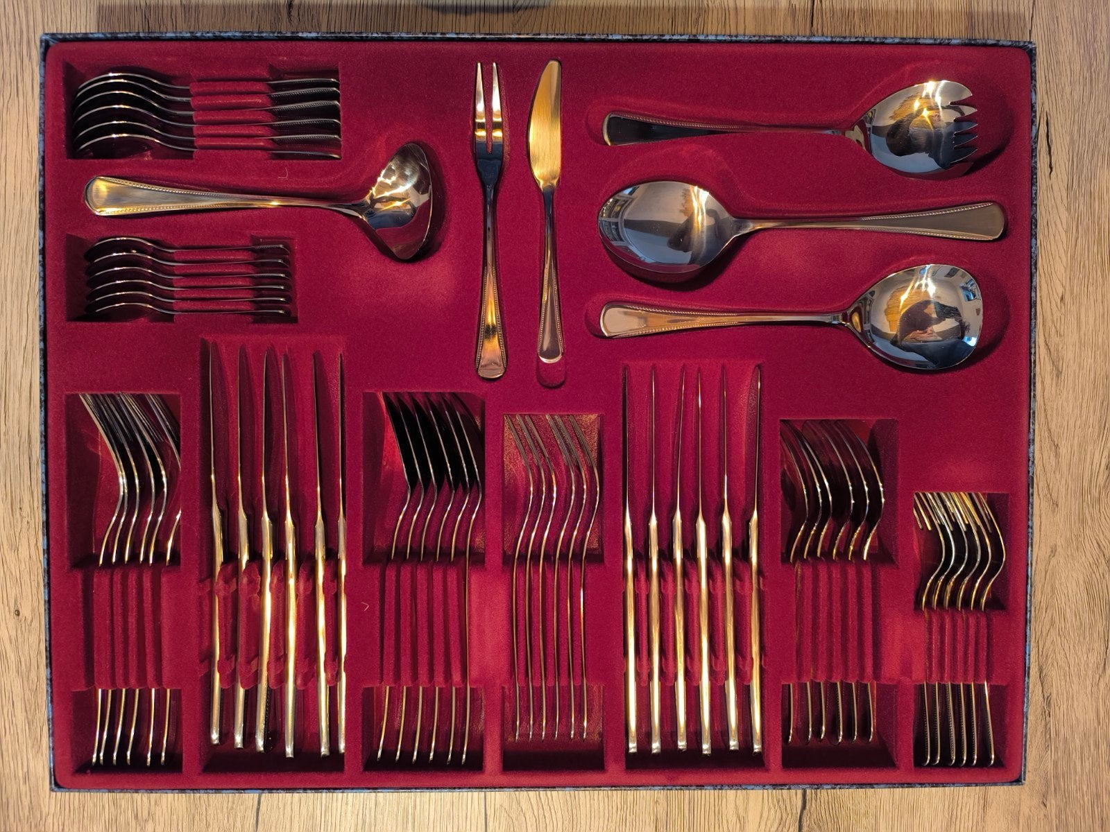 Ménagère AMEFA 60 p. - 6 pers. - coffret d'origine (2 dispo), Maison & Meubles, Cuisine | Couverts, Comme neuf, Set de couverts
