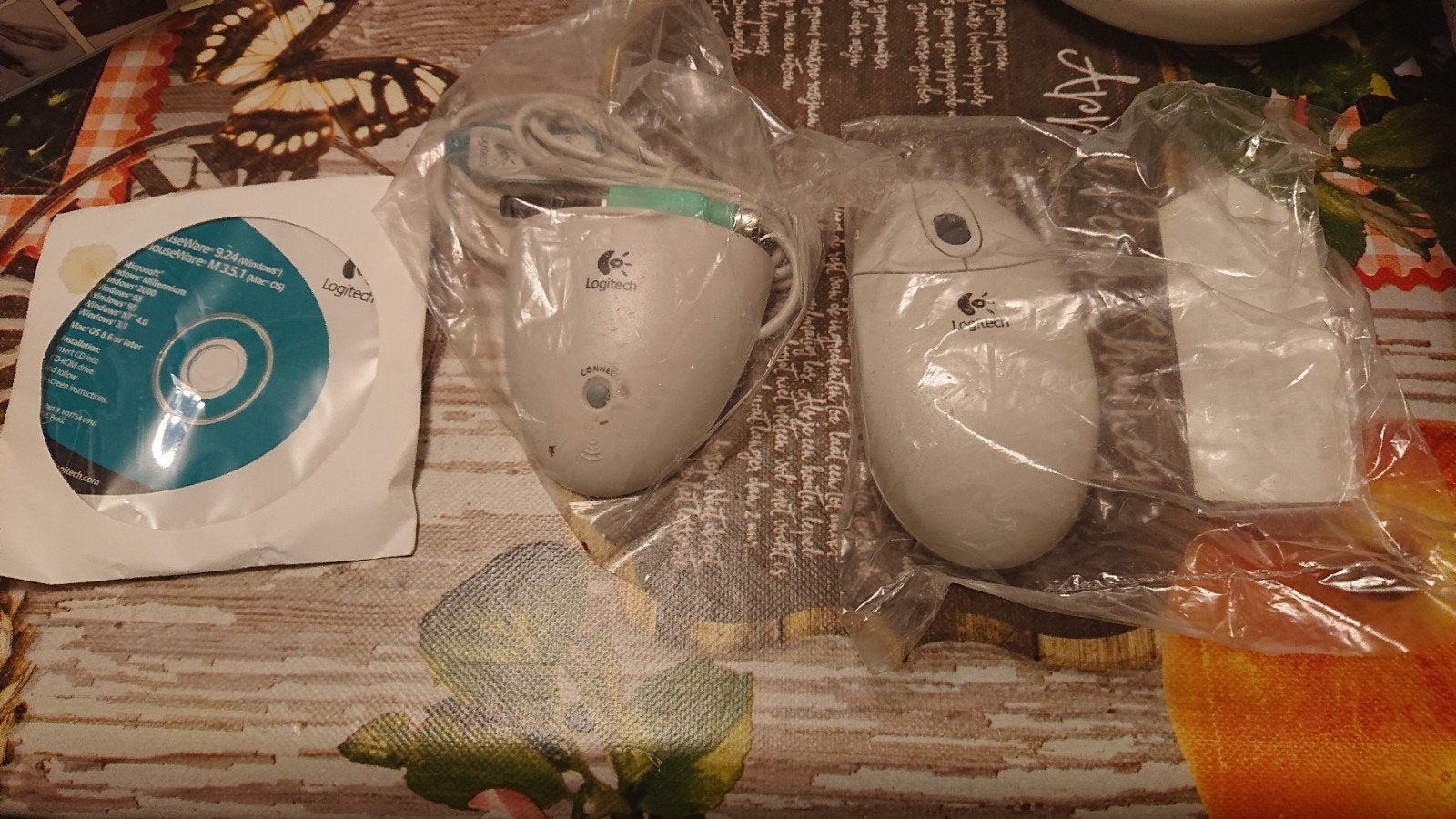 Logitech vintage wireless mouse, Ophalen of Verzenden, Logitech