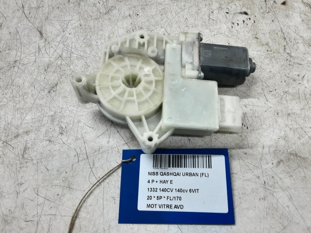 MOTEUR LEVE VITRE ELECTRIQUE AVANT DROIT Qashqai (J11), Autos : Pièces & Accessoires, Germany@nissan-services.eu, Avant, Kronenweg 38
50389  Wesseling, DE