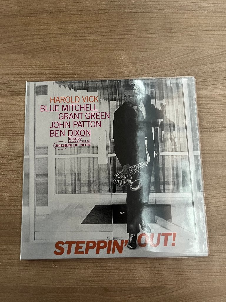 HAROLD VICK - STEPPIN' OUT! (Blue Note Tone Poet), Ophalen of Verzenden, Zo goed als nieuw, Jazz, Beschermende buitenhoes