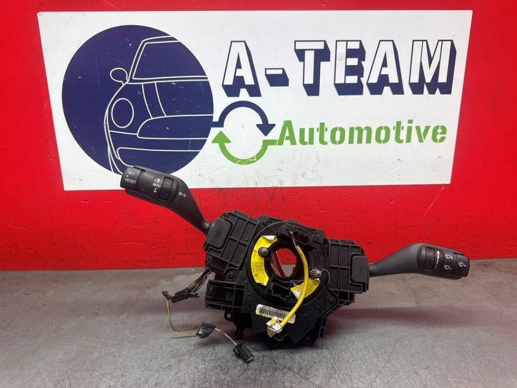 COMBINE COMMODO Ford Focus 2 (|4M5T14A664AB|), Utilisé, Ford