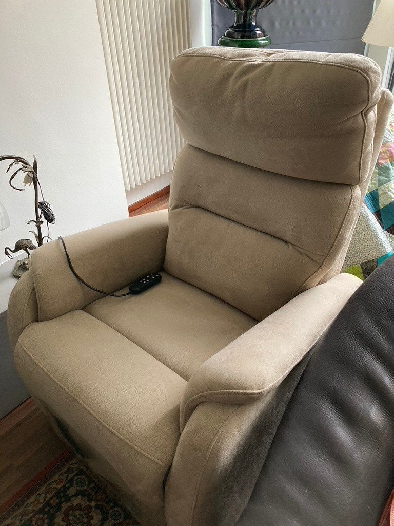 Fauteuil inclinable électrique, Maison & Meubles, Fauteuils, Comme neuf, Tissus, 75 à 100 cm, 75 à 100 cm, Enlèvement