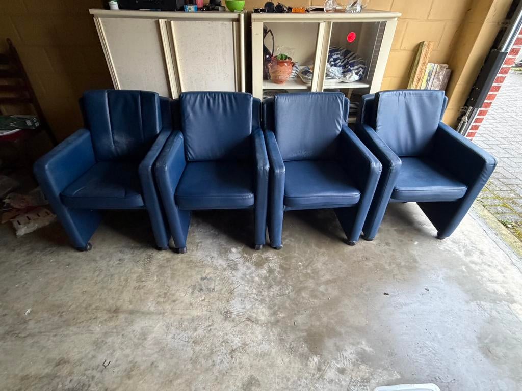Lederen eetkamerstoelen op wieltjes, Huis en Inrichting, Ophalen, Blauw, Zo goed als nieuw, Leer