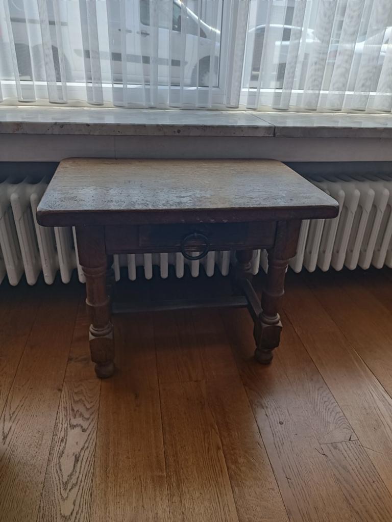 Table d'appoint ancienne en chêne, Antiquités & Art, Enlèvement