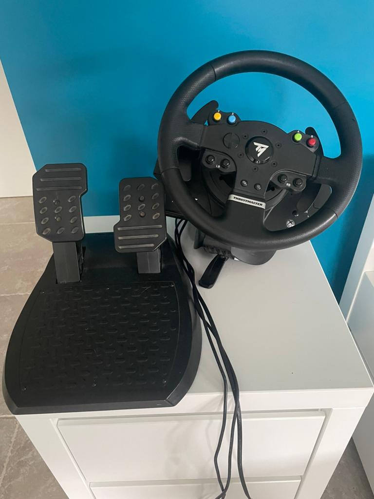 Thrustmaster TMX, Games en Spelcomputers, Ophalen of Verzenden, Zo goed als nieuw, Stuurtje of Sportattribuut, Xbox Series S