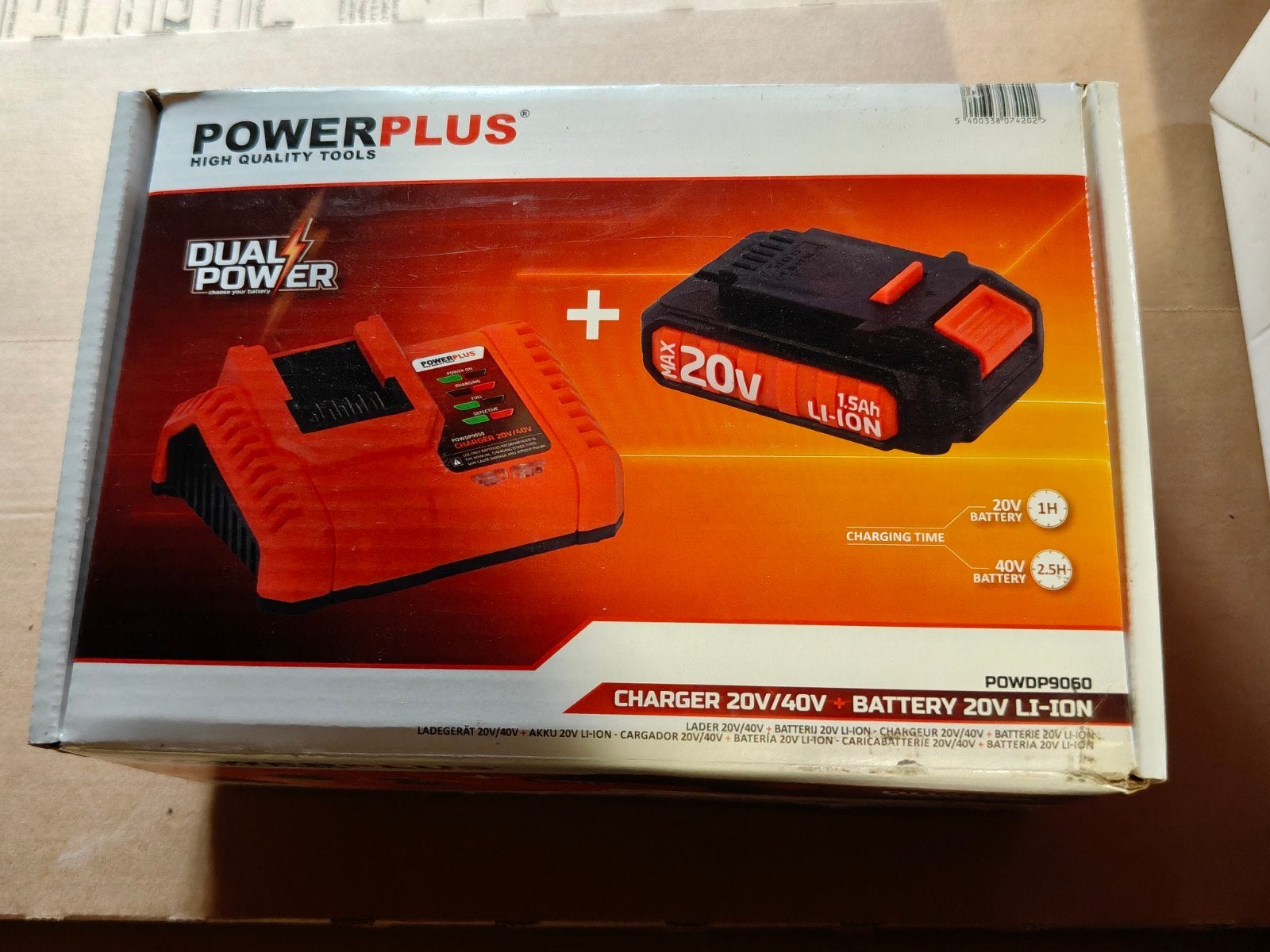 Powerplus 20V 1,5Ah batterij + oplader - POWDP9060, Zo goed als nieuw