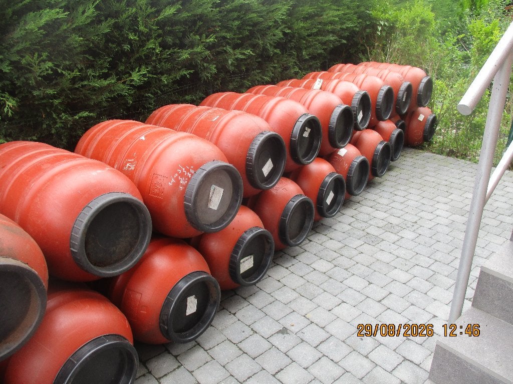 bidons 220 litres, Enlèvement