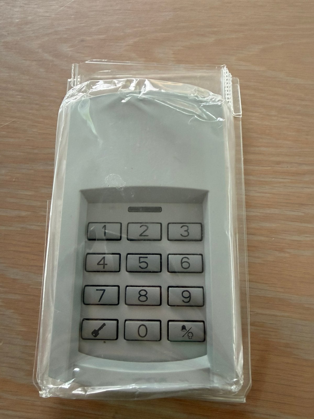 Clavier numerique pour porte de garage hörmann, Bricolage & Construction, Systèmes d'alarme, Enlèvement ou Envoi, Neuf, Télécommande