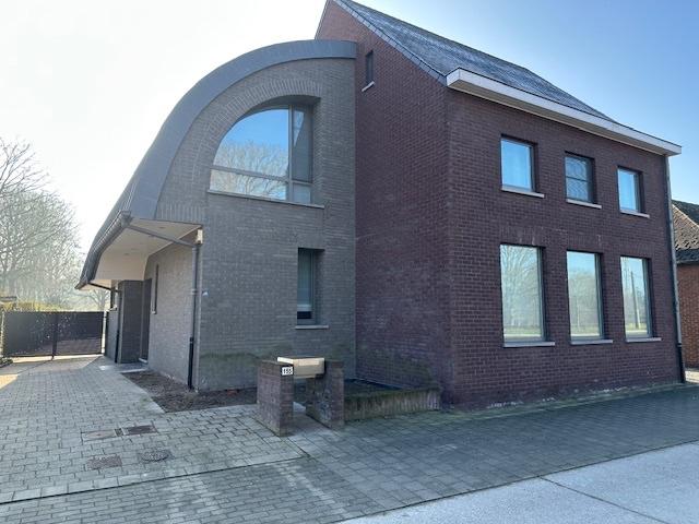 Huis te koop, 339 m², 5 pièces, Ventes sans courtier, Maison individuelle