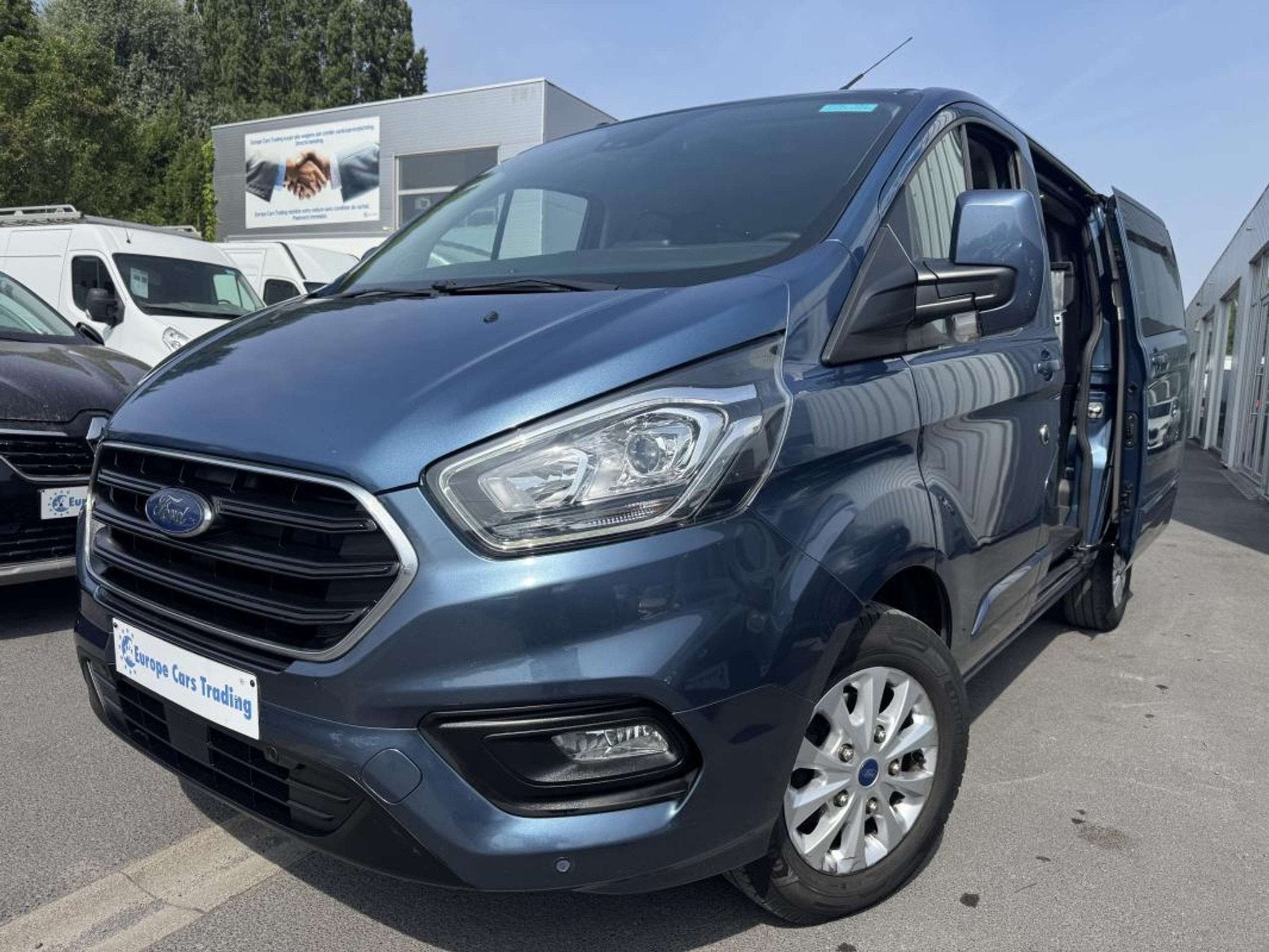 Ford Others TRANSIT 2.0ECOBLUE 130CH BVA 1ER MAIN 19826€HT, Auto's, Bestelwagens en Lichte vracht, Automaat, Stof, https://public.car-pass.be/vhr/1f598a46-cd41-40c8-92d1-1062691faef4