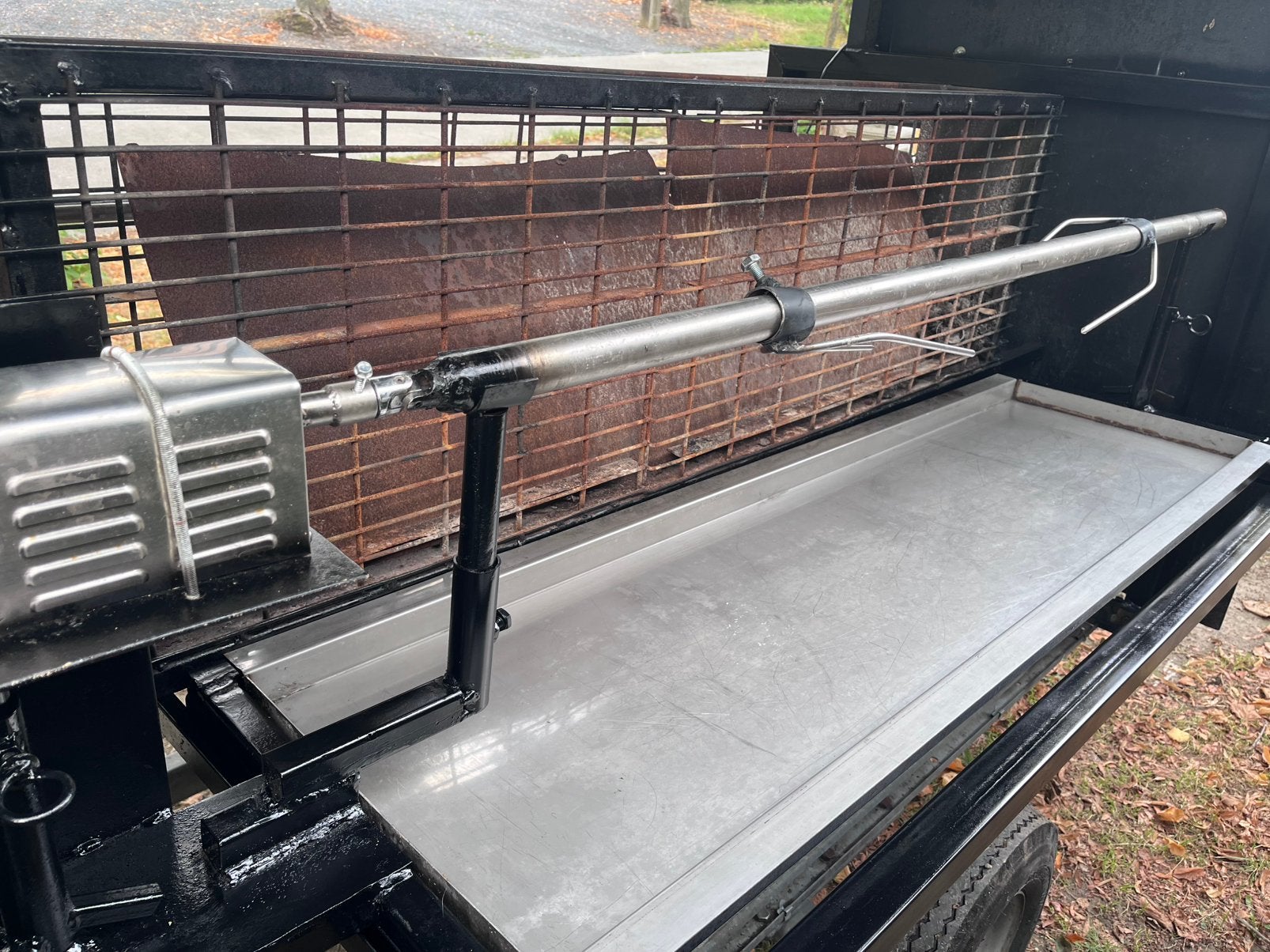 DOUBLE TOURNEBROCHE sur remorque a vendre!, Enlèvement