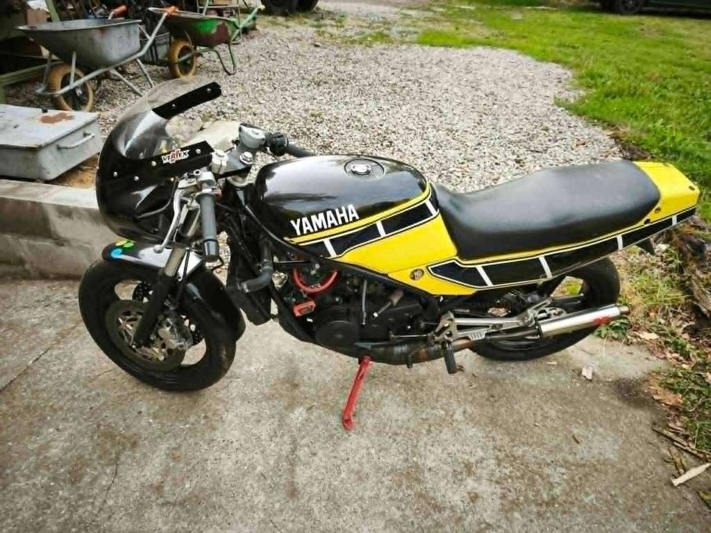 YAMAHA RD 350 LOT EINDE HOBBY, Motoren, Ophalen, Gebruikt