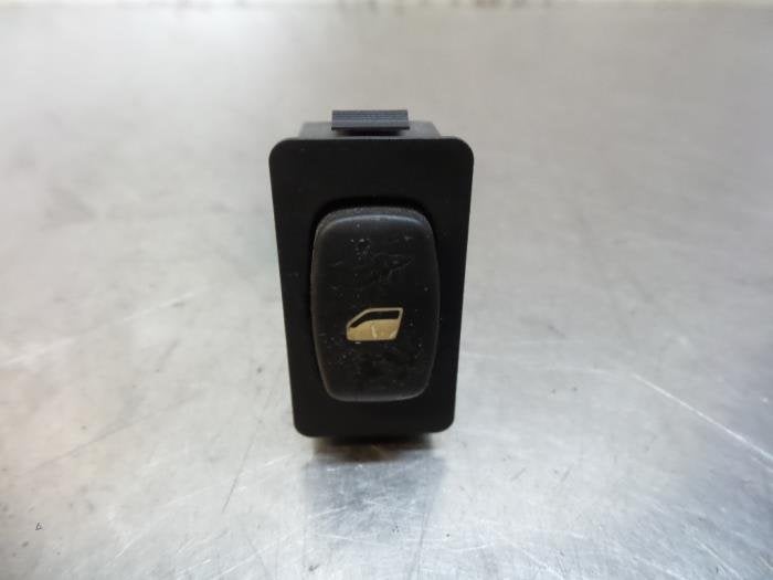 Commutateur vitre électrique d'un Peugeot 807, -, 3 mois de garantie, Utilisé, -