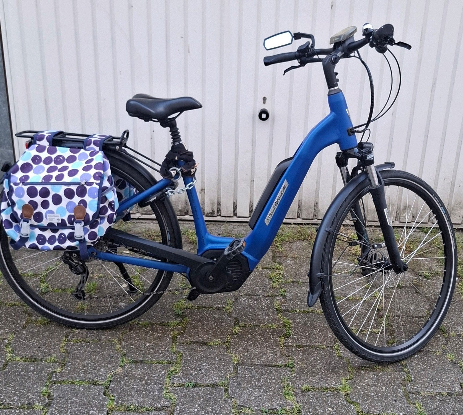 Elektrische fiets vélo de ville met middenmotor Bosch, Fietsen en Brommers, Zo goed als nieuw, 51 tot 55 cm, 50 km per accu of meer