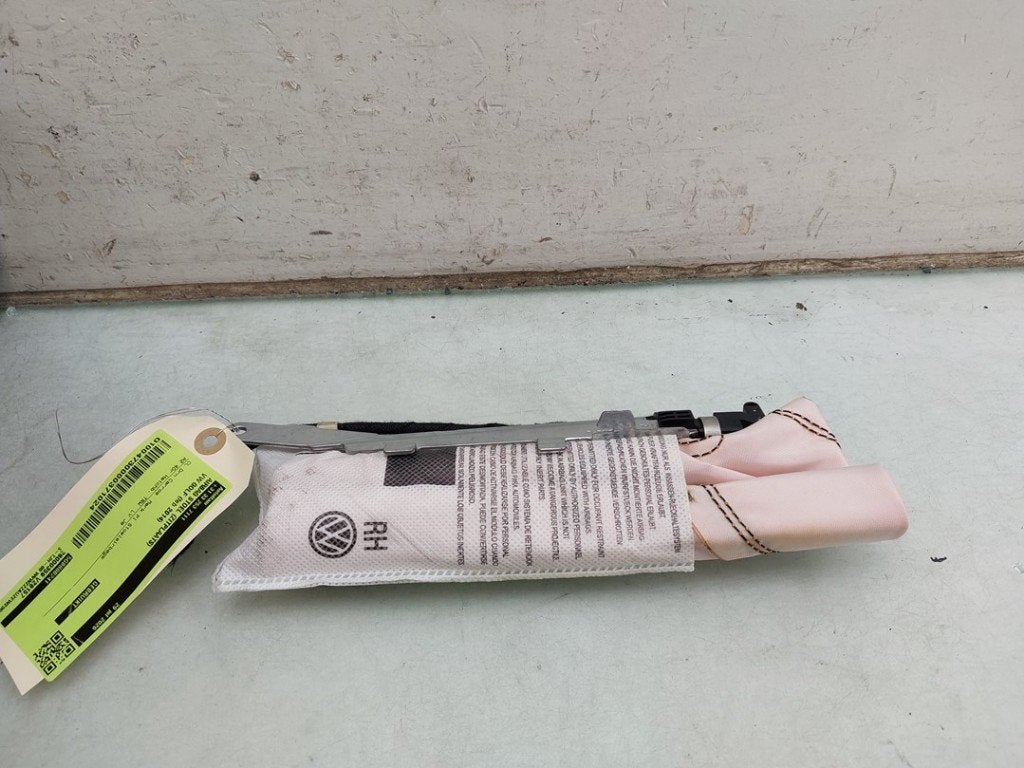 AIRBAG STOEL Volkswagen Golf VII (AUA) (01-2012/03-2021), Gebruikt, Postoffice@zf.com, Löwentaler Straße 20
88046  Friedrichshafen, DE