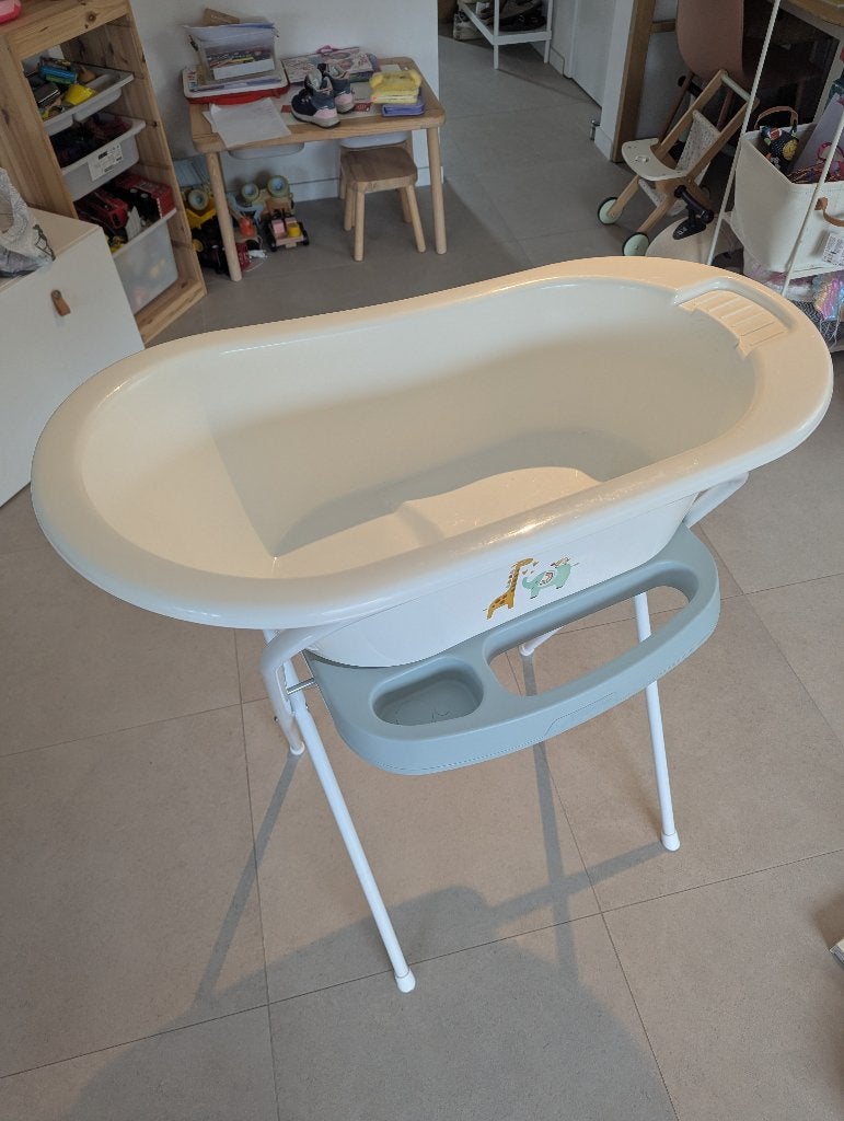 Bébé-Jou babybad met bijhorende opvouwbare staander, Kinderen en Baby's, Ophalen, Gebruikt, Badje, Bébé-jou