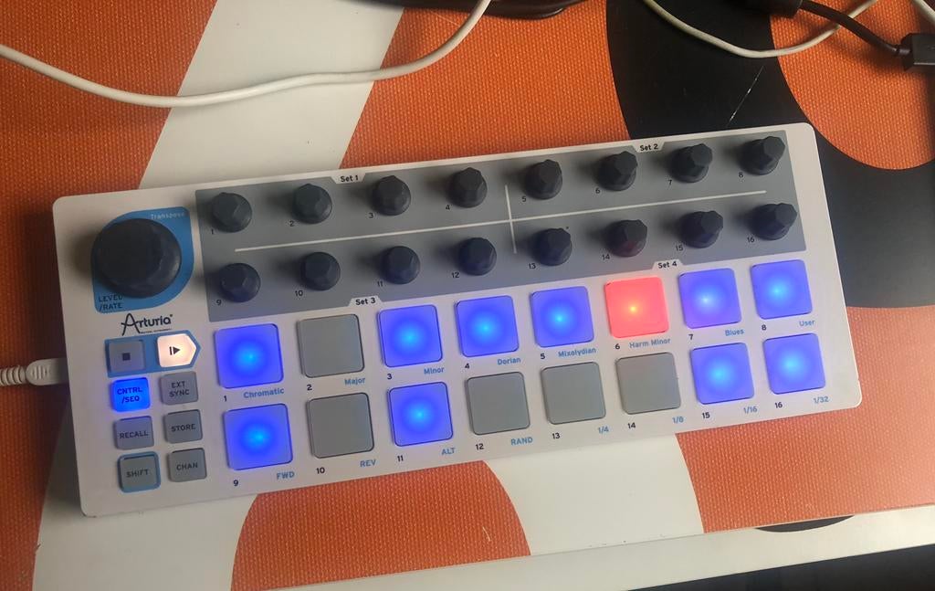 Arturia Beatstep, Enlèvement, Comme neuf