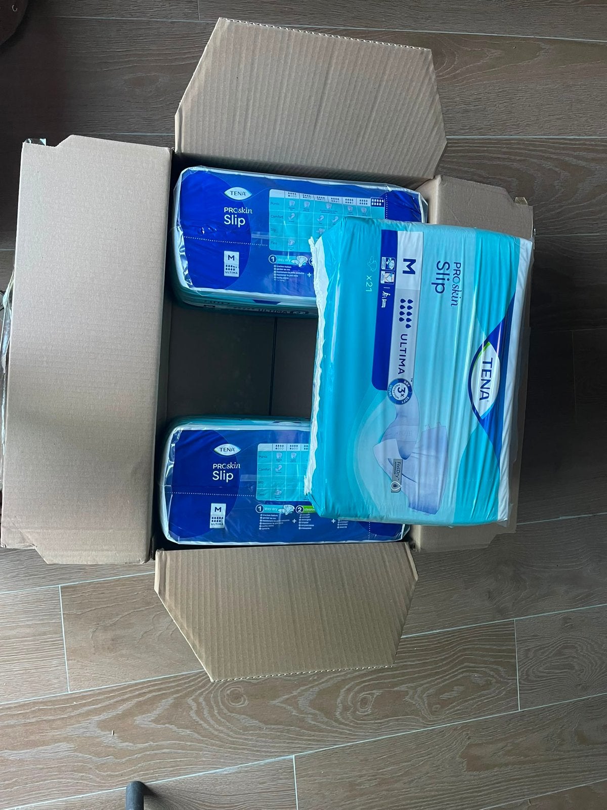 Tena pro skin slip M, Diversen, Ophalen of Verzenden, Nieuw