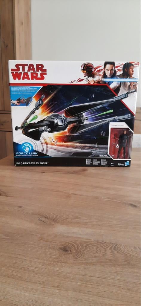 STAR WARS -Kylo Ren'sTie Silencer, Ophalen of Verzenden