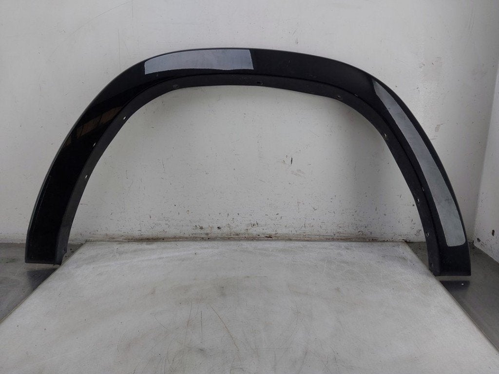 PASSAGE DE ROUE ARRIÈRE 1500 Crew Cab (DS) (|5YL29TZZAE|), Taurusavenue 1
2132 LS  Hoofddorp, NL, Webaccessibility@stellantis.com