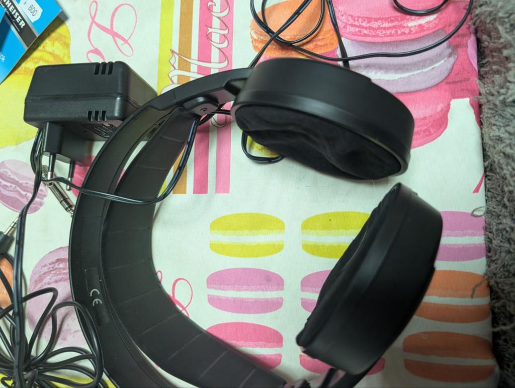 Vintage SENNHEISER DRAADLOZE HOOFDTELEFOON RS400, Ophalen of Verzenden, Sennheiser