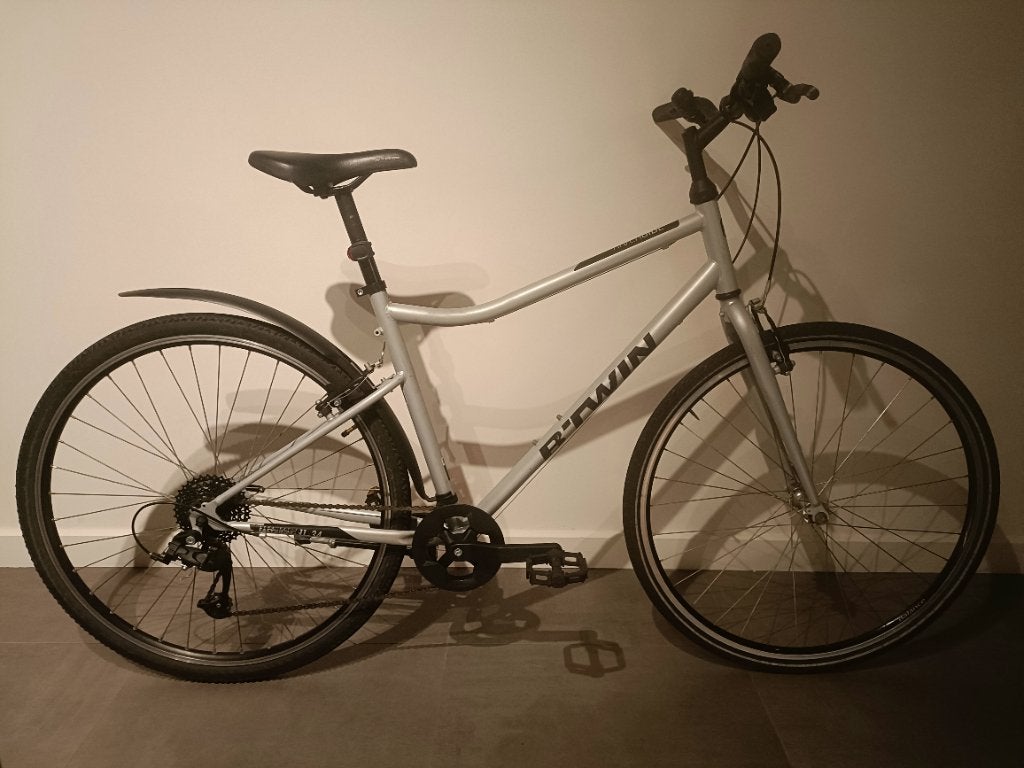 Fiets btwin riverside 120 maat M, Vélos & Vélomoteurs, Autres marques, Frein sur jante, Moins de 10 vitesses, Comme neuf