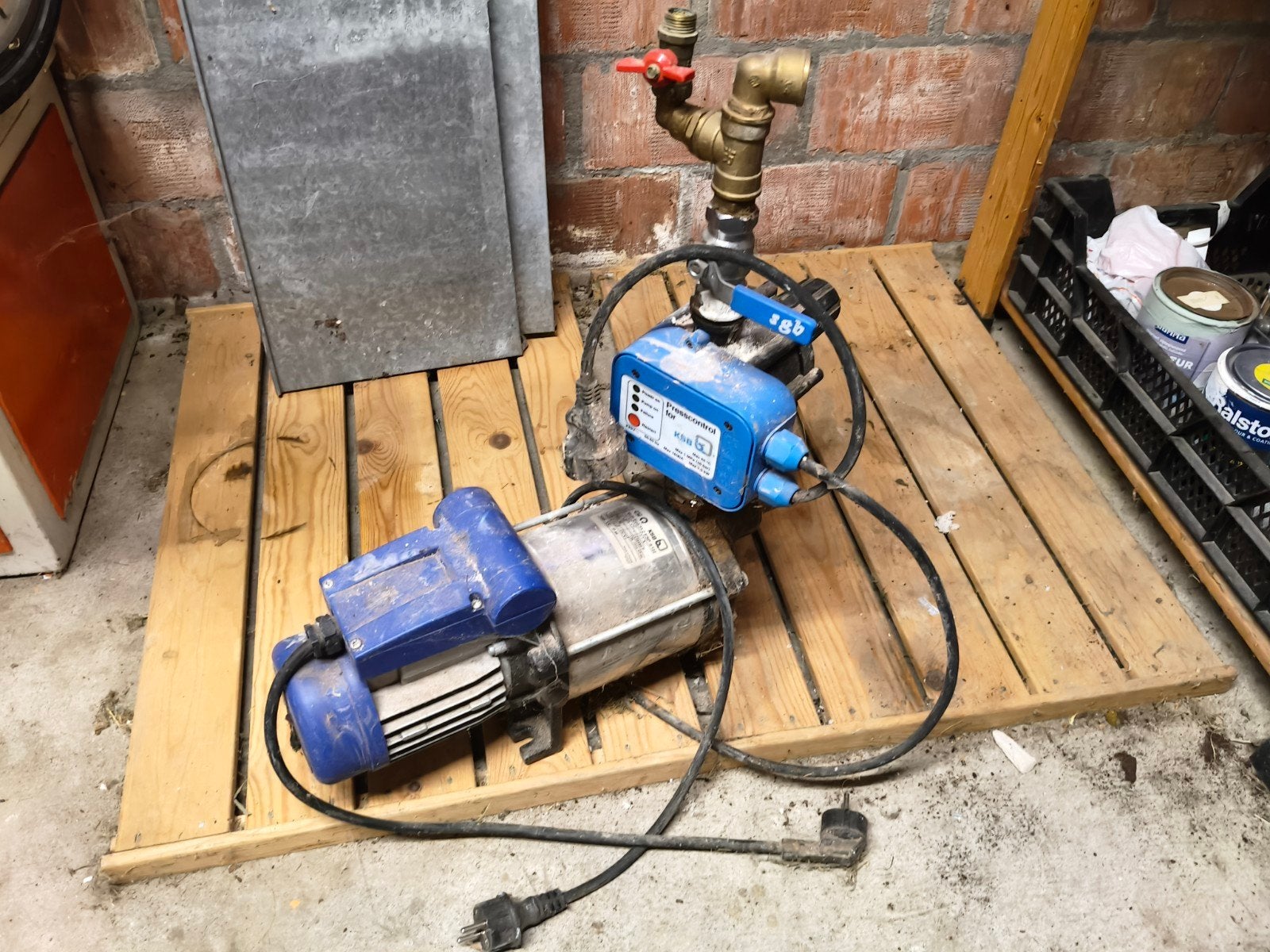 KSB Multi Eco 35.2 ESP S 122 waterpomp, Ophalen
