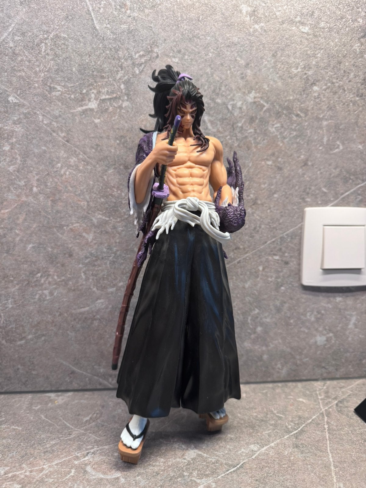 Kokushibo - Demon slayer 32cm figurine, Enlèvement, Comme neuf