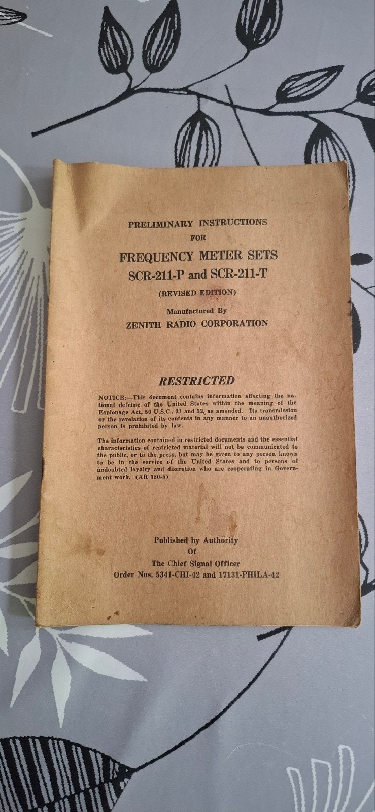 manuel signal corps frequency meter 1943, Verzamelen, Militaria | Tweede Wereldoorlog