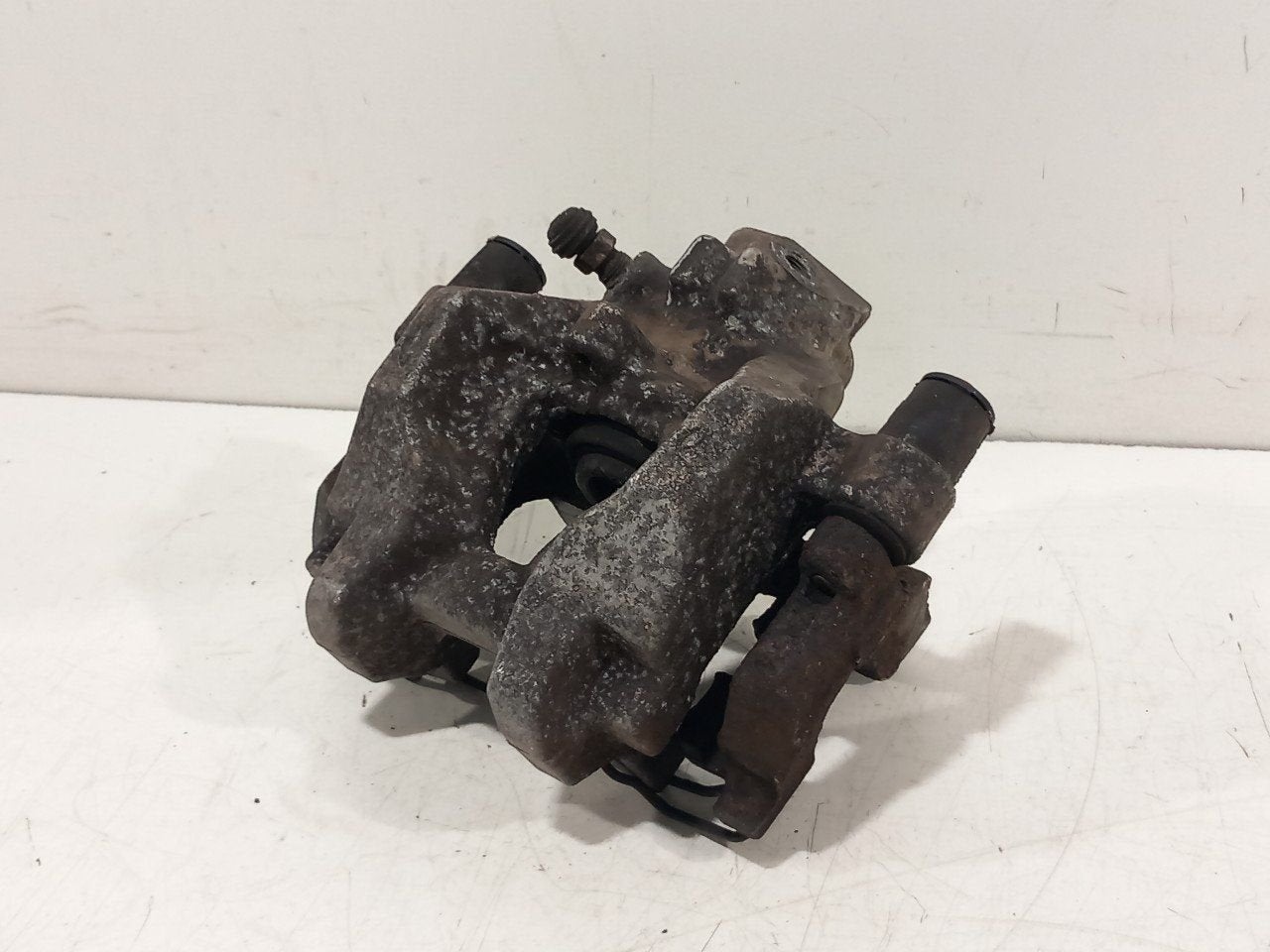 Remklauw links achter Mercedes-Benz E-Klasse, Onderdelen@venauto.nl, Van der Ven Autorecycling B.V., Ettenseweg 76, 4706 PB Roosendaal, The Netherlands