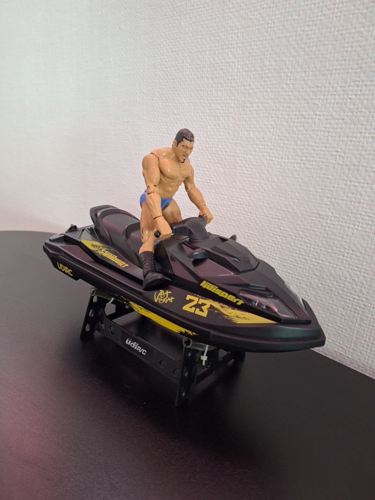 Jetski téléguidé, Enlèvement ou Envoi