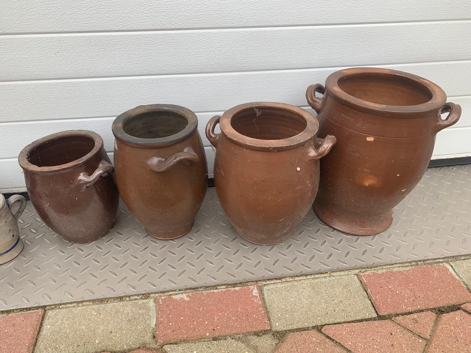 Set retro 9 potten bloempotten 4 bruin en 5 blauw In goede s, Ophalen of Verzenden, Zo goed als nieuw