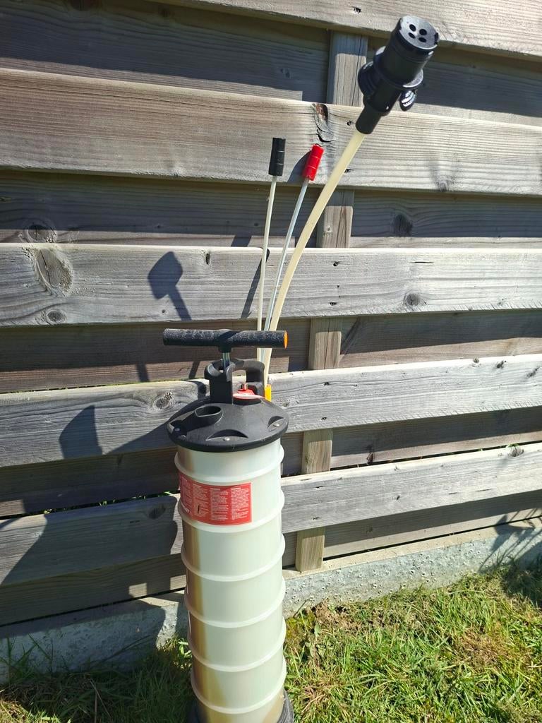 Oliepomp voor auto, Ophalen