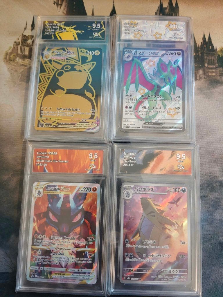 Graded Pokémon kaarten (Collect Aura), Hobby en Vrije tijd, Ophalen of Verzenden, Nieuw, Meerdere kaarten, Foil