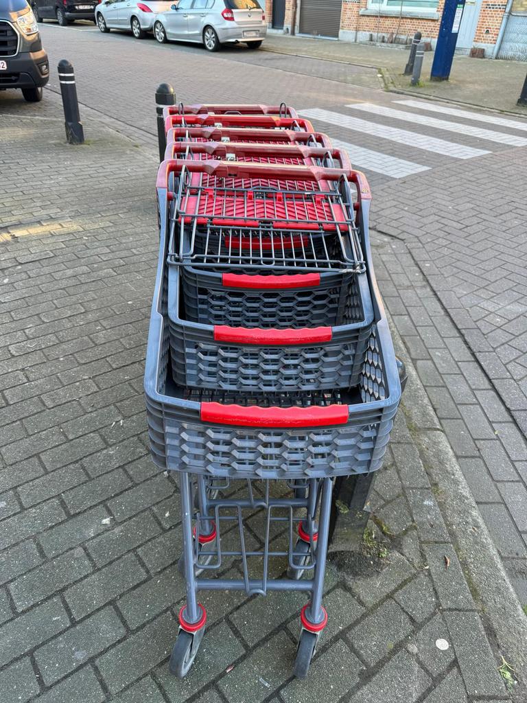 5 winkelkarren, Zakelijke goederen, Ophalen