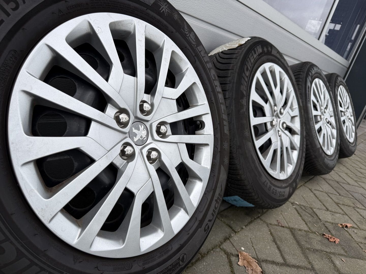 17 inch Peugeot 3008 5008 4008 velgen Michelin winterbanden, Auto-onderdelen, -, -, Banden en Velgen, 17 inch
