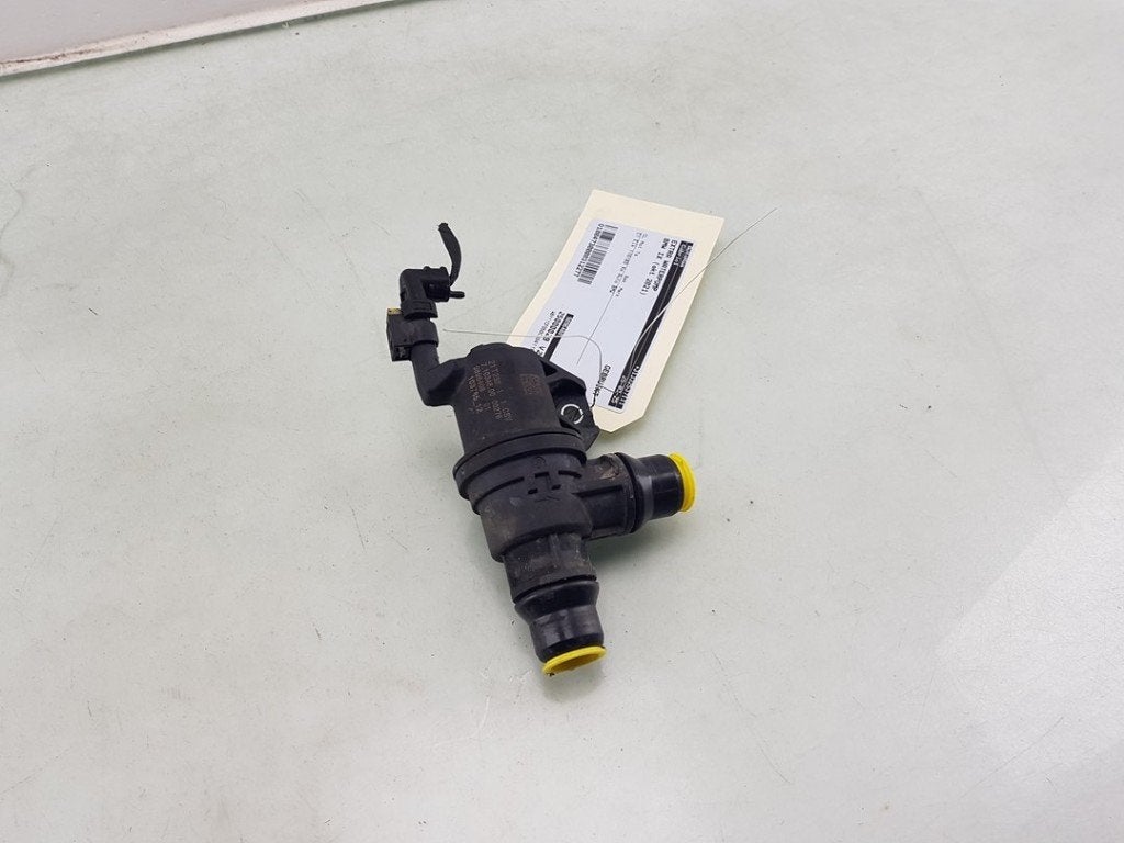 EXTRA WATERPOMP BMW iX (I20) (|9896408|11519896408|), Gebruikt, BMW, Petuelring 130
80809  München, DE, Bayerische Motoren Werke AG