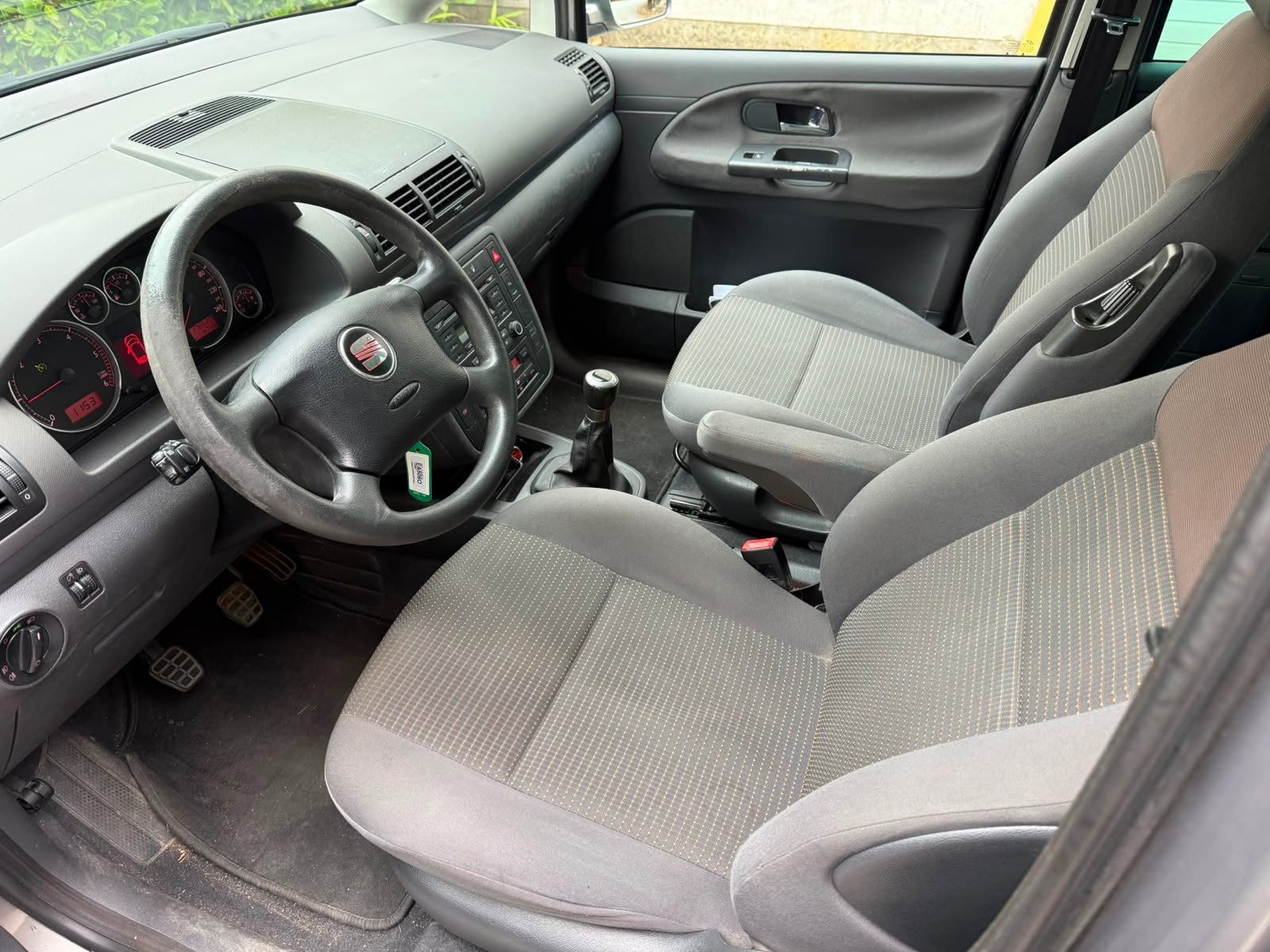 Seat Alhambra 1.9 TDI - 7 zit - Airco / 2009 / 85 KW  Proper, Auto's, Monovolume, Bedrijf, Diesel, Alhambra