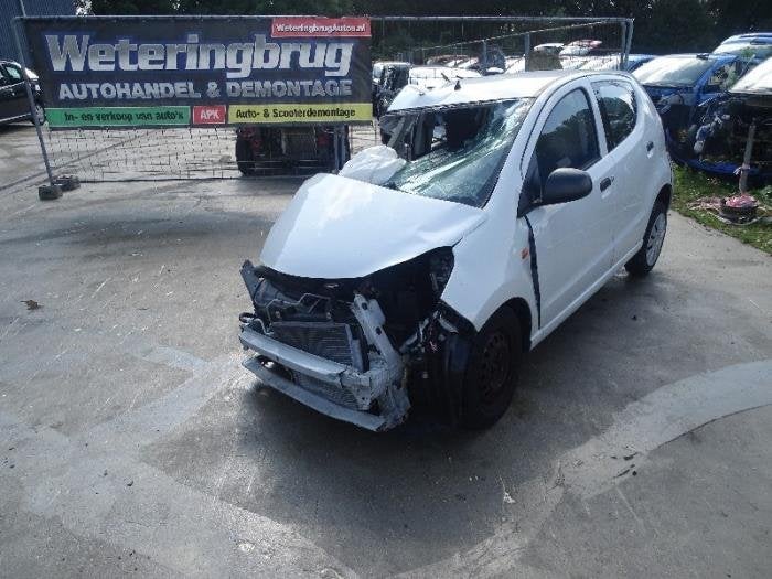 Schokdemperpoot links-voor van een Suzuki Alto, Gebruikt, -, -, Ophalen of Verzenden