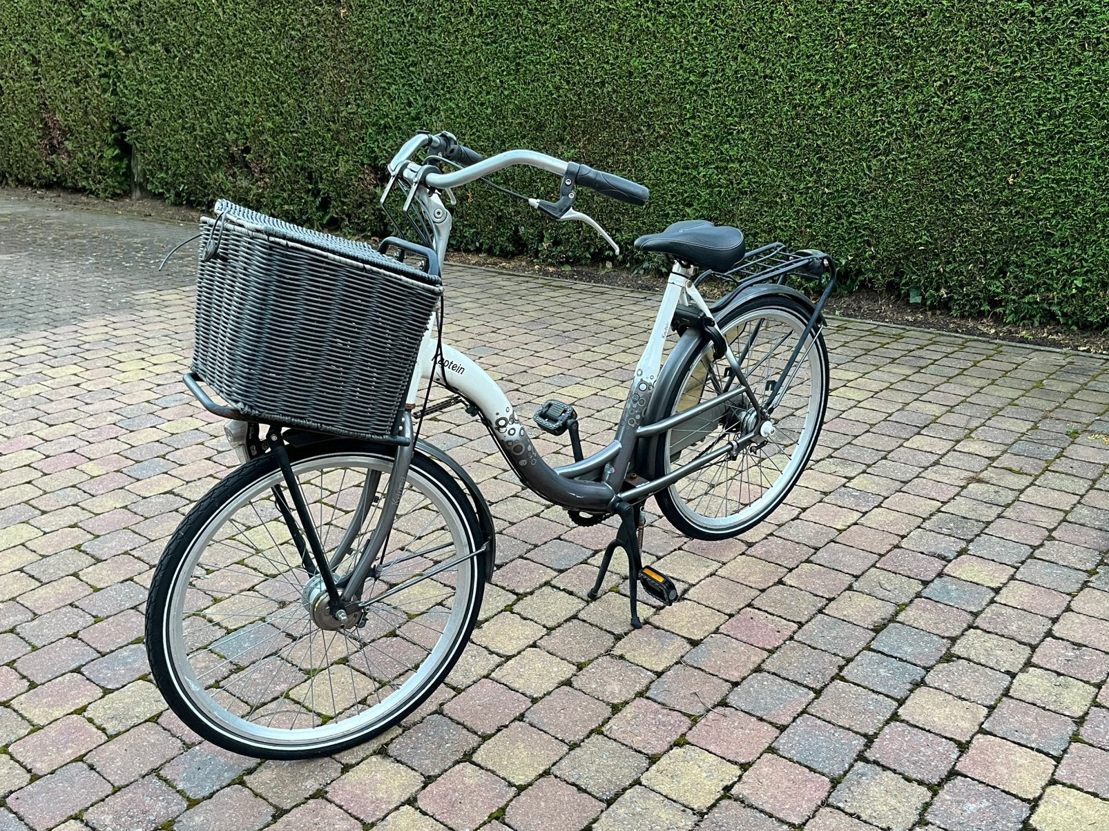 Damesfiets, Ophalen, Zo goed als nieuw