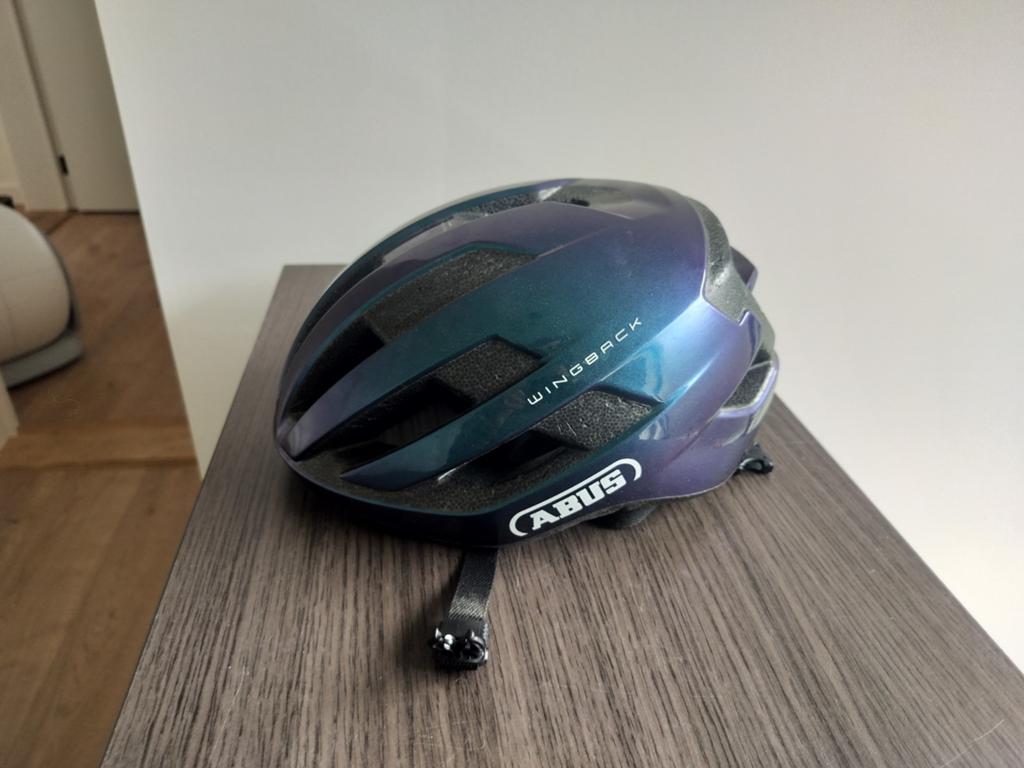 Abus wingback helm, Fietsen en Brommers, Ophalen