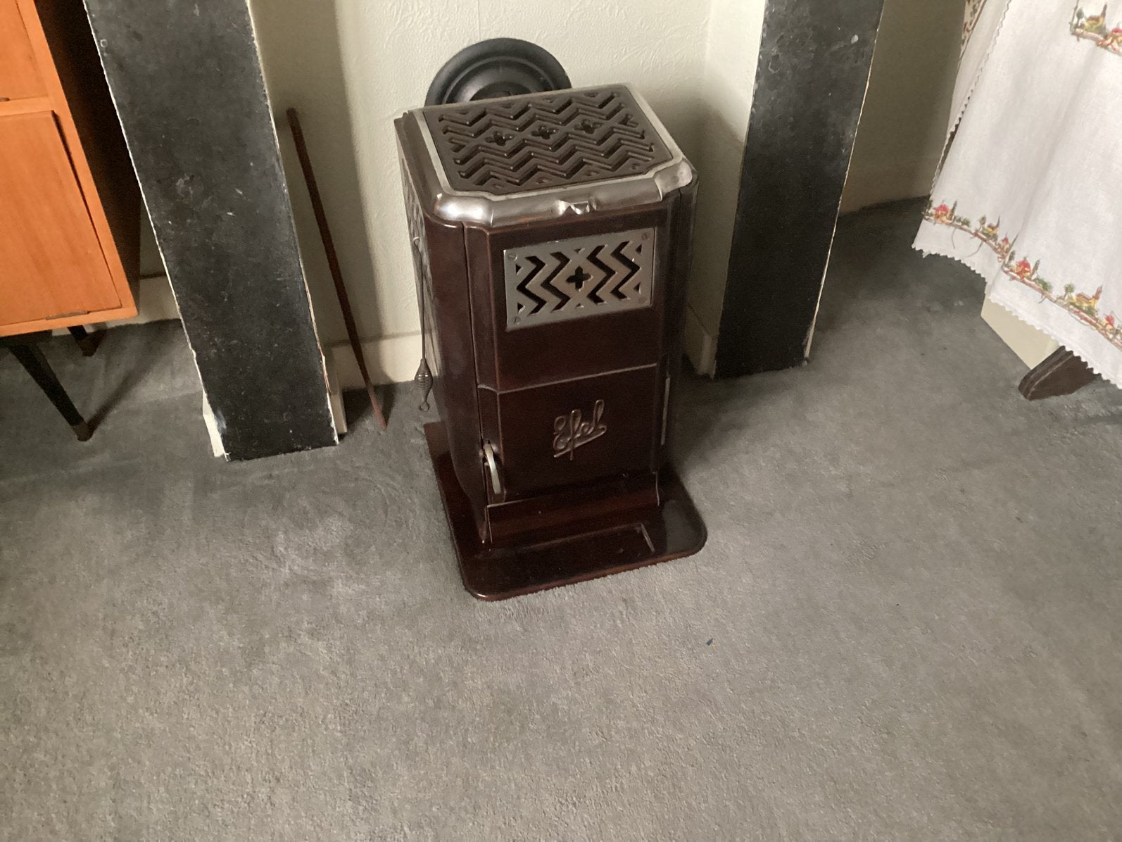 Oude stoofje, Huis en Inrichting, Ophalen, Gebruikt